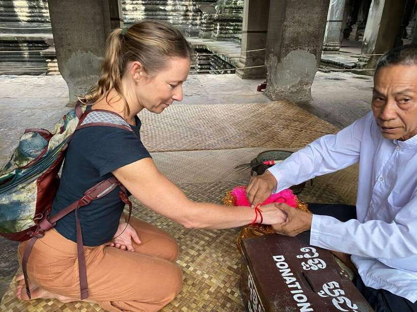 Private Angkor Wat Sunset Tour with Lunch and Snack Included - Key Points at a Glance