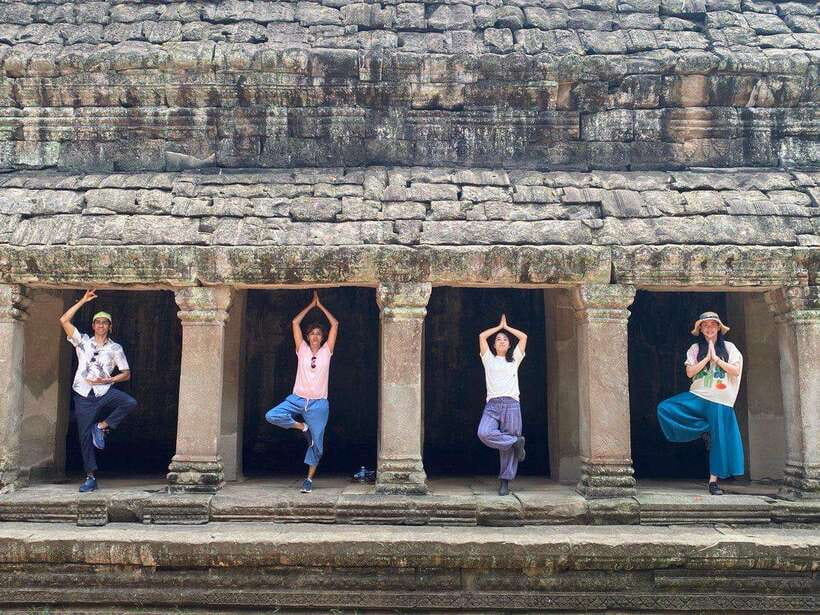 Private Angkor Wat Sunset Tour with Lunch and Snack Included - Guide Quality and the Value of a Private Group