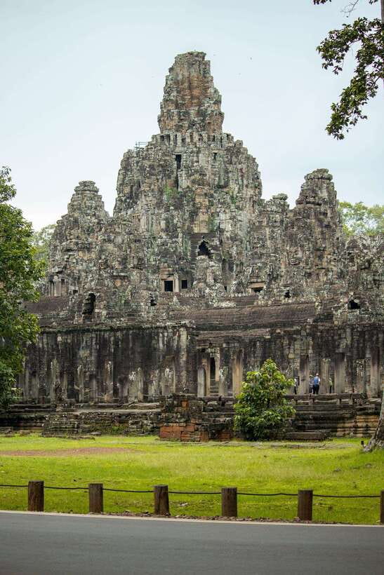 Private Angkor Wat Sunset Tour with Lunch and Snack Included - Phnom Bakheng at Sunset