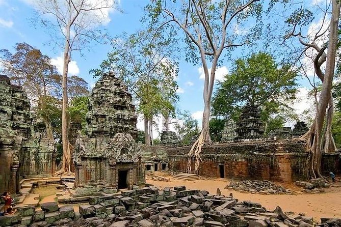 Private Angkor Wat Tour from Siem Reap - Bayon and the royal terraces