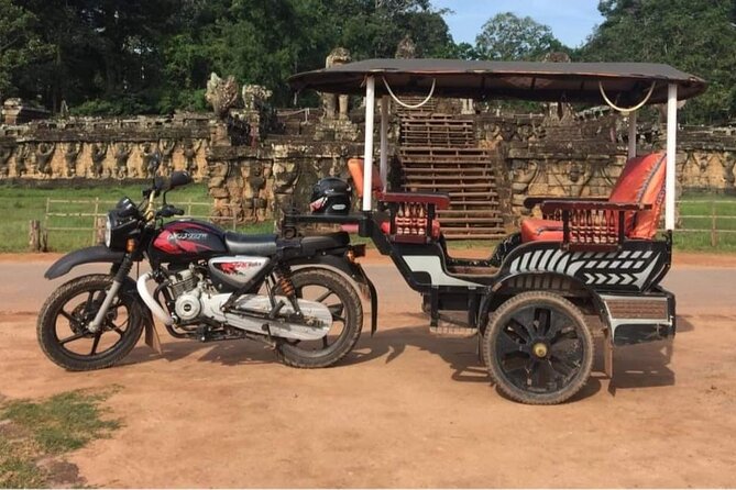 Private Angkor Wat Tour with English-Speaking Guide - Baphuon, Phimeanakas, and the royal center