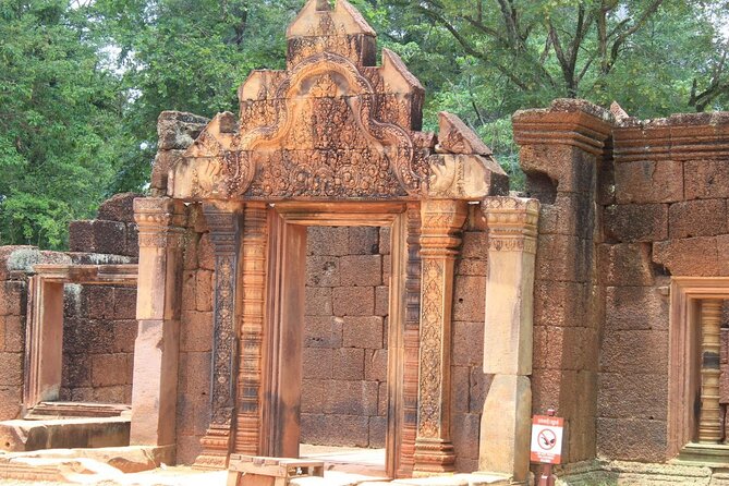 Private Banteay Srei and 4 Temples Guided Tour - Key points at a glance