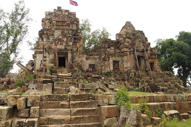 Private Battambang Full-Day Guided Tour - The three-hour road to Ta Dumbong Kro Aung