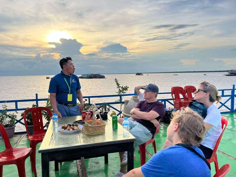 Private Beng Mealea and Floating Village Tour with Sunset - Lunch with palm sugar on the plate