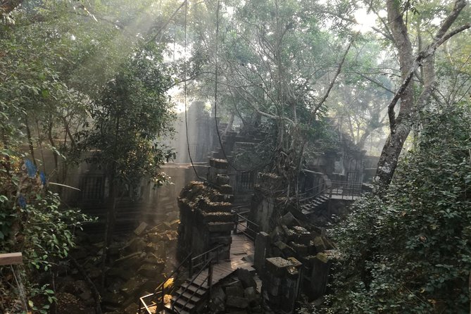 Private Beng Mealea Temple Tour – Hidden Jungle Ruins - Entering the 12th-century ruins