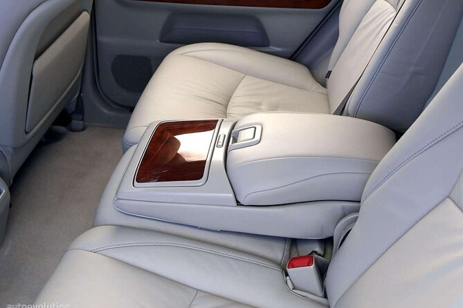 Private Car services from Siem Reap to Phnom Penh - The driver makes the difference