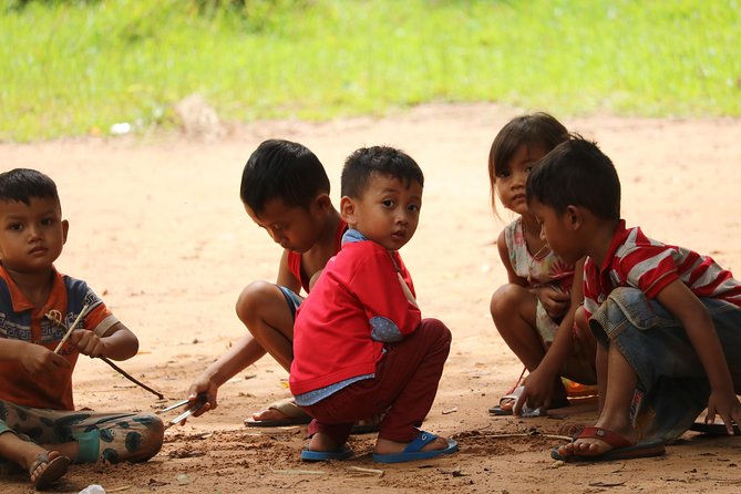 Private City Tour in Siem Reap - Royal Residence and the quiet royal park