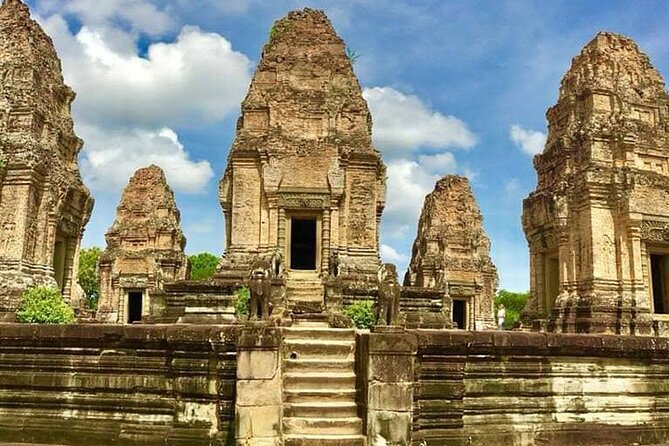 Private Day Angkor Wat Temple and Banteay Srei Temple Tour - Angkor Thom starts at the South Gate