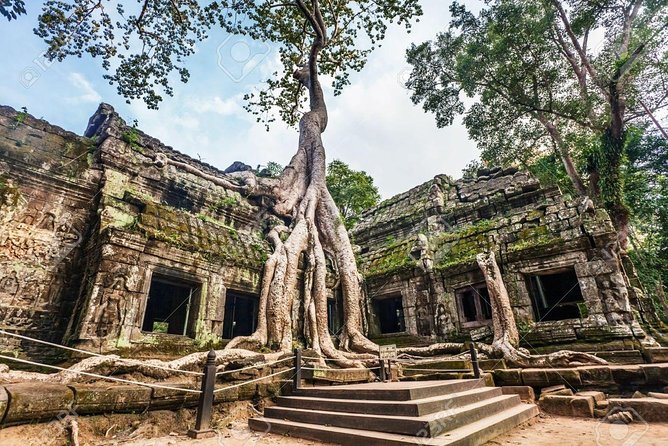 Private guided Full -day Angkor tour with sun set - The guide can make or break the temple day