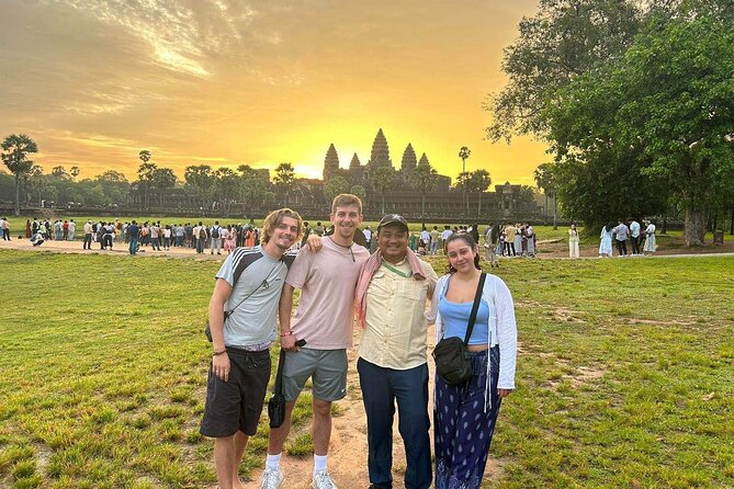 Private guided Full -day Angkor tour with sun set - Banteay Kdei brings a quieter jungle mood