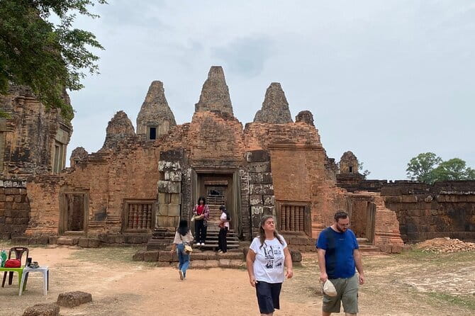 Private Kbal Spean Trekking Tour with Banteay Srei - Why Kbal Spean gives this temple day a different feel