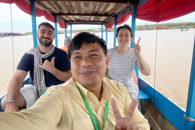 Private Kompong Phluk Floating Village Guided Tour - What the guide adds to the experience