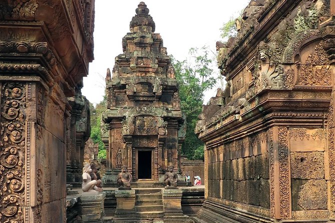 Private Kulen Mountain-Banteay Srei and Kampong Phluk Village - Who will enjoy this day trip most