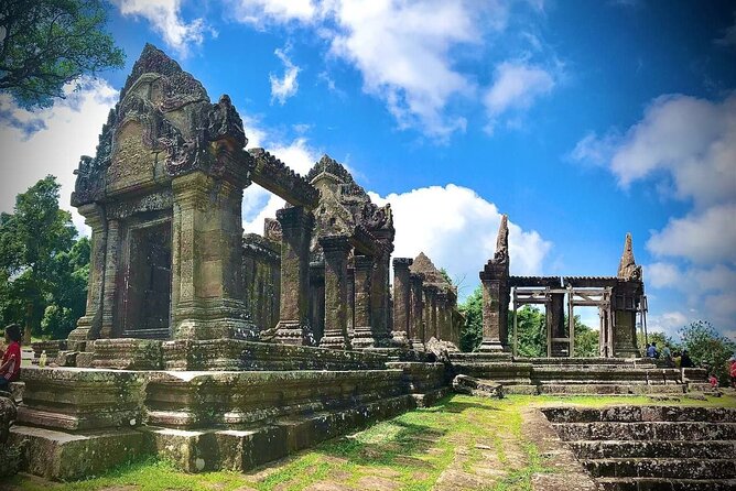 Private Preah Vihear and 2 Temples Guided Tour - Preah Vihear, the cliff-top opening act
