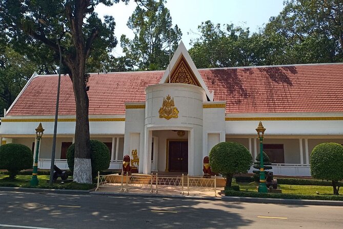 Private Siem Reap City Tour - Preah Enkosey and the older Siem Reap