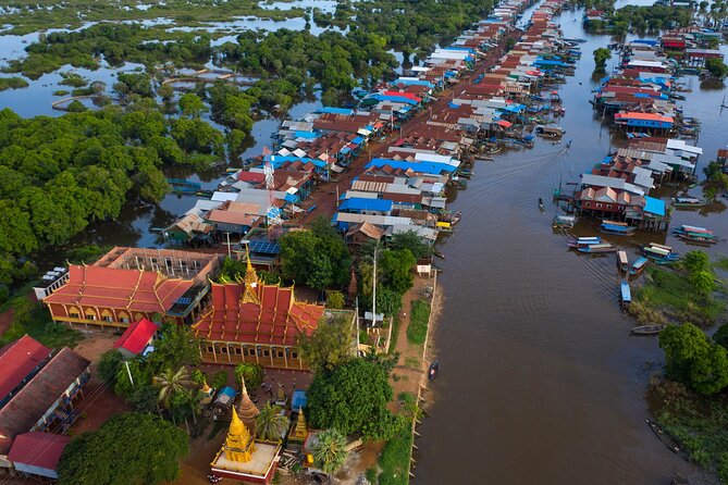 Private sunrise tour to Angkor Wat & other highlights with Professional Guide. - Angkor Thom South Gate in a ten-minute stop