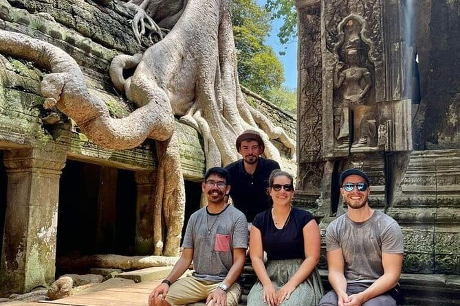 Private Taxi from Siem Reap to Phnom Penh - Speak English Driver - Driving with Tony, Dara, or another English-speaking driver