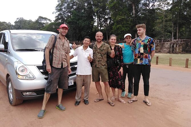 Private Taxi Siem Reap to Phnom Penh, Reliable Driver, Transfer - Skun’s tarantula market