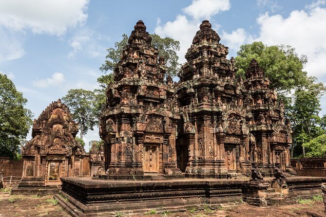 Private Transfer : Siem Reap ↔ Battambang - Keep the temple description in perspective