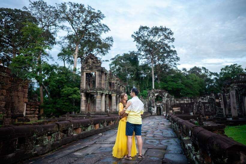 Professional Photoshoot in Angkor Archaeological Park - Bayon and the stone faces