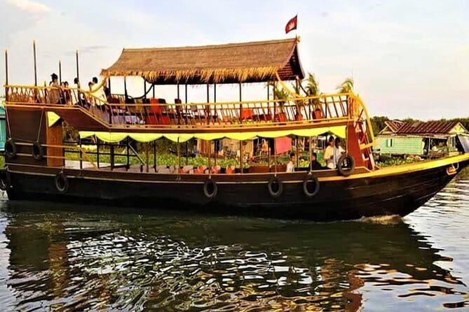 Scenic Boat Journey from Siem Reap to Battambang - Leaving Siem Reap and reaching the pier