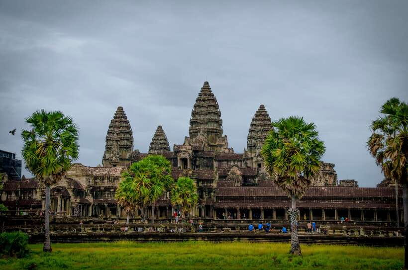 Seat-In-Coach: Small Circuit tour with Sunrise at Angkor Wat - Sunrise over Angkor Wat