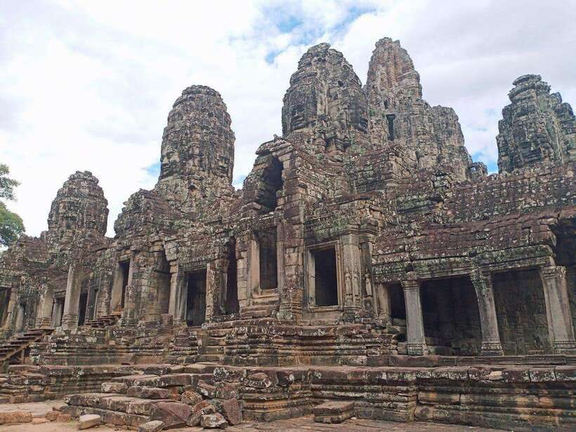 Sharing Trip to Angkor Temple with sunset - Starting at Angkor Wat