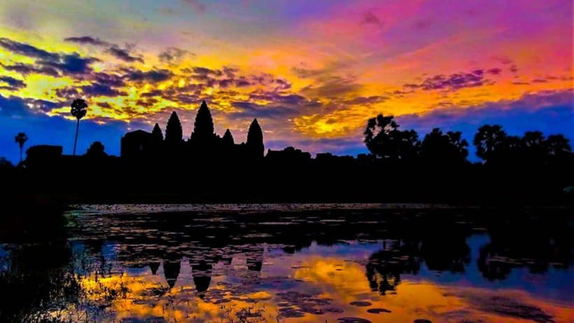 Siem Reap: 2-Days Angkor Wat with Sunrise Small-Group Tour - Key points to know before booking
