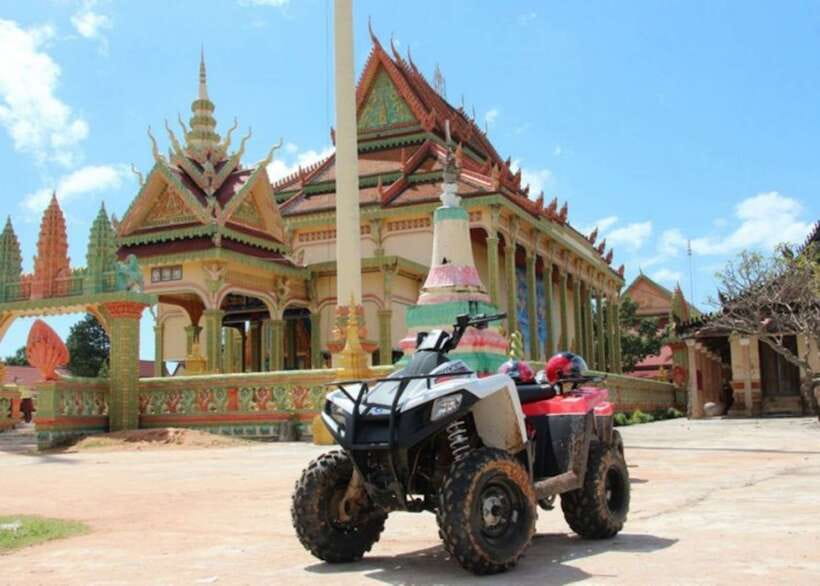 Siem Reap: 4-Hour Countryside Quad Bike Tour - Leather carving and the local market
