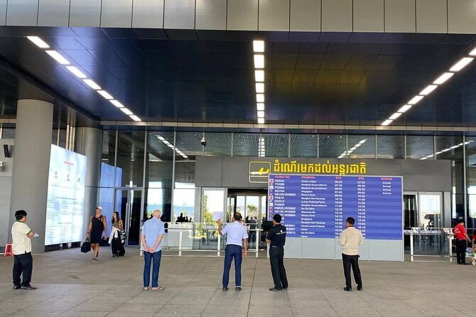 Siem Reap Airport Taxi Transfer - City Center Hotels - Communication, Confirmation, and Cash Payment