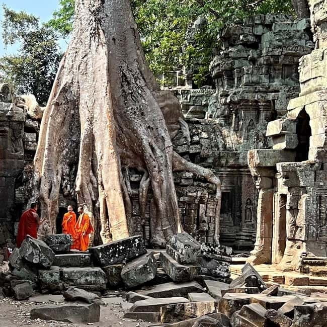 Siem Reap: Angkor 1-Day Private Tour with Sunset or Sunrise - Guides, transport and the comfort details that matter