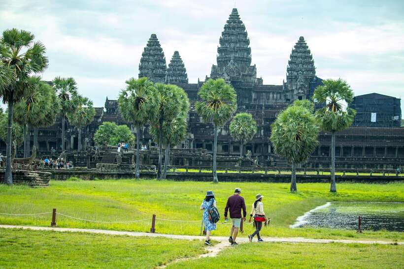 Siem Reap: Angkor Sunrise Private Tour - World Heritage Site - The guides are a major part of the experience