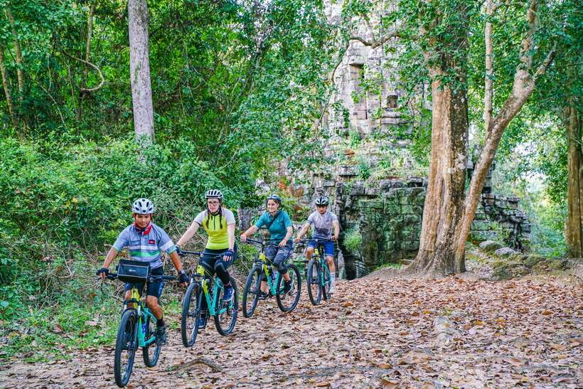 Siem Reap: Angkor Sunset Bike & Boat Tour /E-Bike Available - Practical advice for a smoother ride