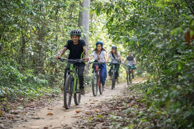 Siem Reap: Angkor Temples Off-Track Bicycle Tour - Key points at a glance