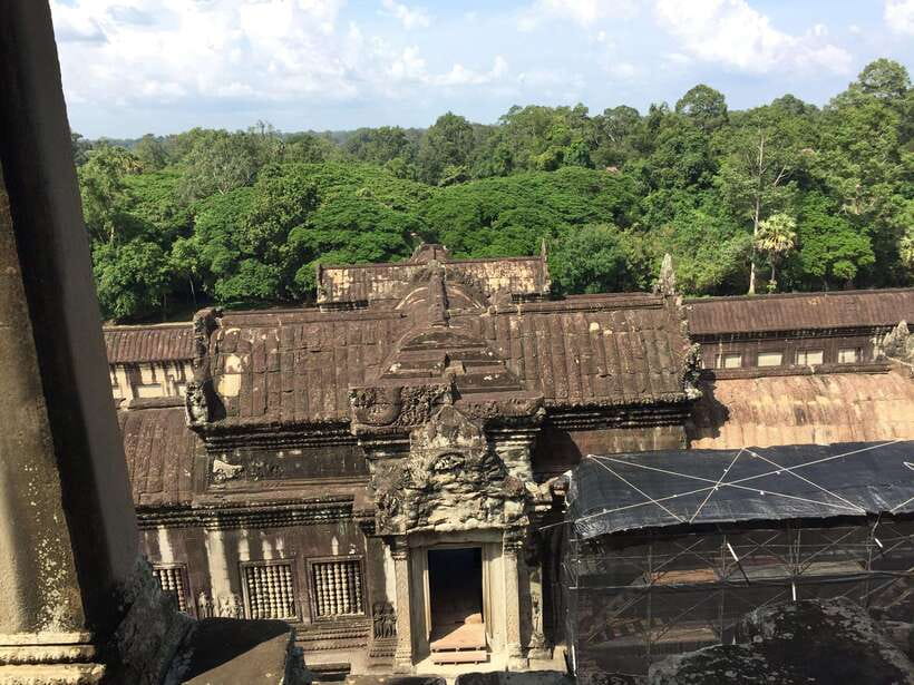 Siem Reap: Angkor Wat Half-Day Trip with Local Guide - Booking flexibility and pickup details