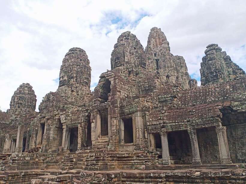 Siem Reap: Angkor Wat Private Tour by Tuk-Tuk - Banteay Kdei, a quieter final temple