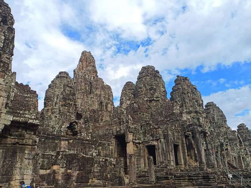 Siem Reap: Angkor Wat Private Tour by Tuk-Tuk - What the driver does, and what the driver does not do