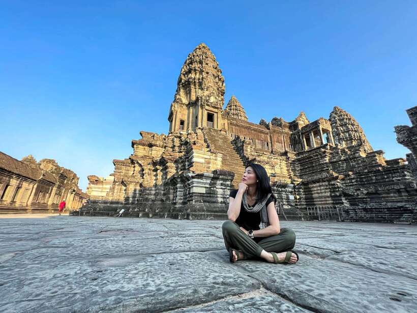 Siem Reap: Angkor Wat Small-Group Day Tour and Sunset - Angkor Thom and the South Gate
