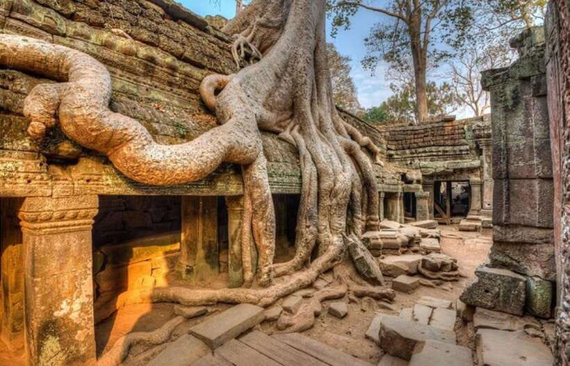 Siem Reap: Angkor Wat: Small-Group Sunrise or Sunset Tour - A full day, but not an exhausting march