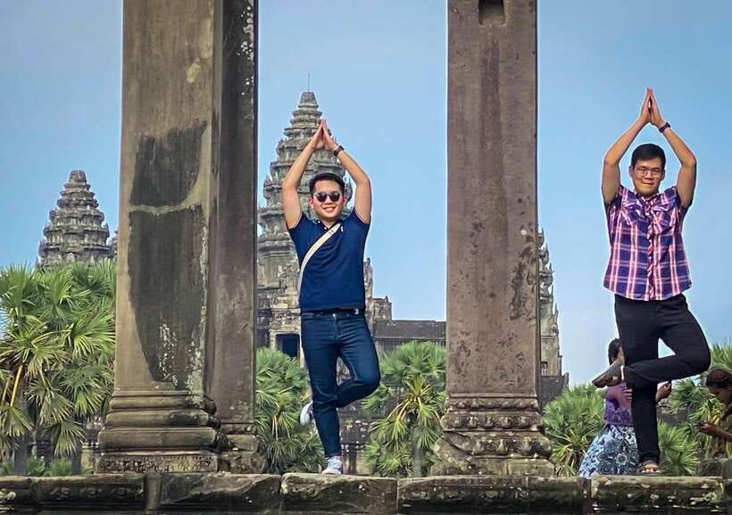 Siem Reap: Angkor Wat Sunrise and Full-Day Sightseeing Tour - A breakfast stop and a needed pause
