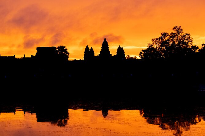 Siem Reap: Angkor Wat Sunrise & Explore Angkor Temples With Guide - The 4:50 a.m. start and tuk-tuk ride