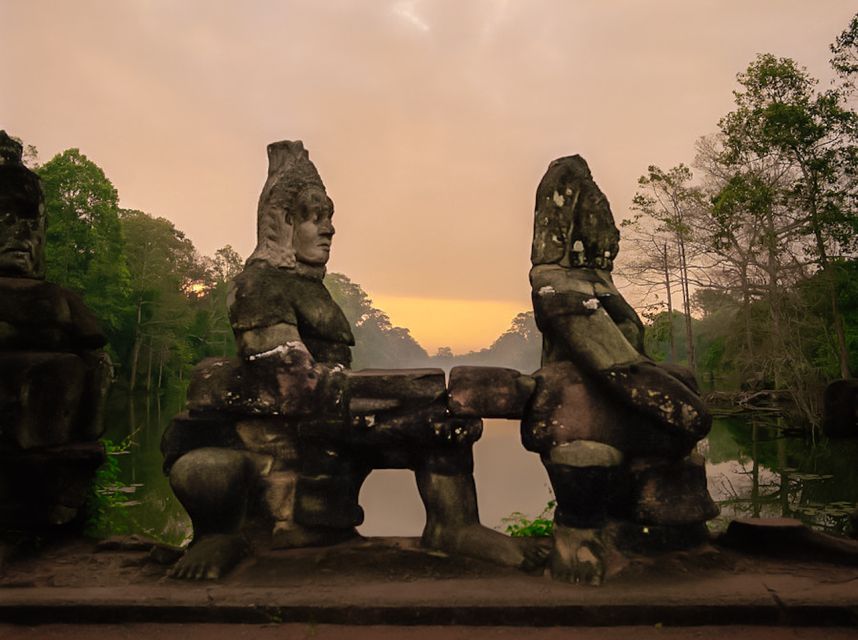 Siem Reap: Angkor Wat Sunrise or Sunset Guided Tour - Ta Keo and the final climb
