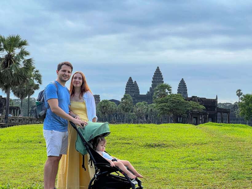 Siem Reap: Angkor Wat Sunrise Tour via Tuk Tuk & Breakfast - Angkor Wat after sunrise: more than a photo stop