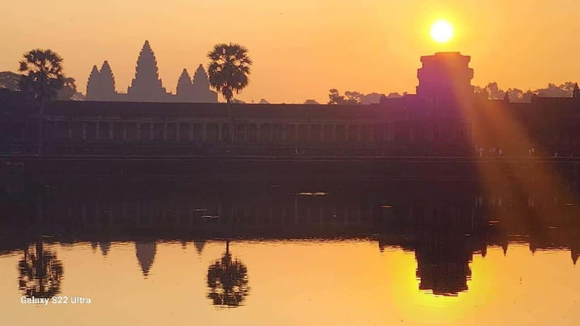 Siem Reap: Angkor Wat Sunrise Tour with Spanish Guide - Banteay Srei is the long final trip