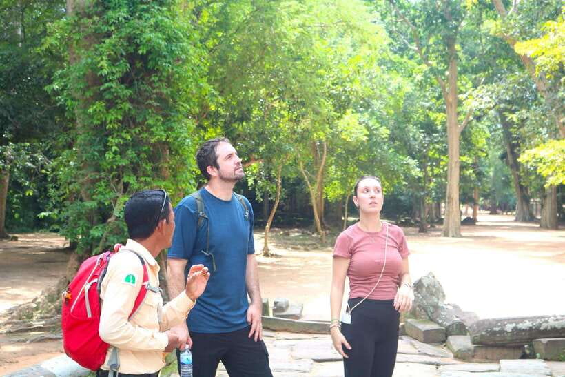 Siem Reap: Angkor Wat with German or English Guided Tour - Angkor Wat: two hours with Cambodia’s great symbol