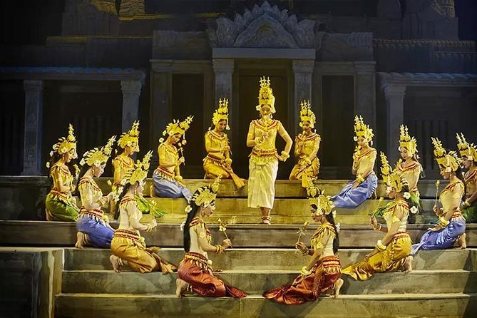 Siem Reap: Apsara Dance Show & Dinner with Tuk-Tuk Transfers - Arriving before the 7 PM performance