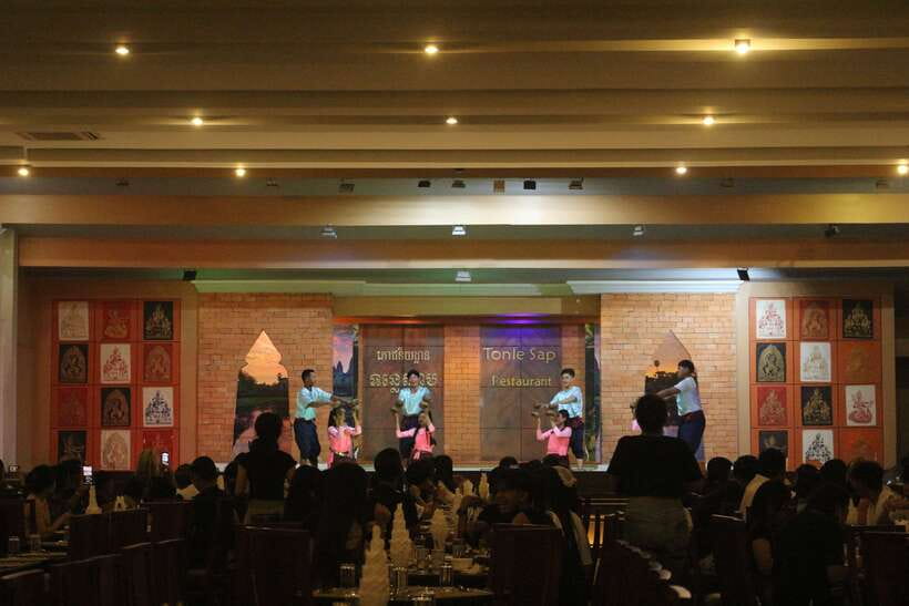 Siem Reap: Apsara Dance Show & Dinner with Tuk-Tuk Transfers - Eating Amok, Khmer barbecue, and buffet favorites