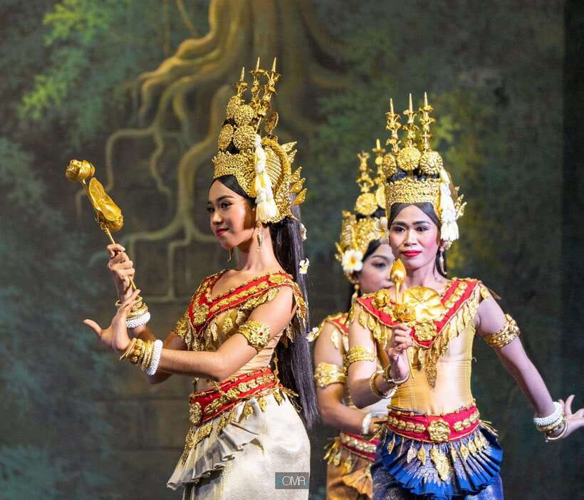 Siem Reap: Apsara Dance Show with Buffet Dinner & Tuk-Tuk... - What the two-hour schedule really means