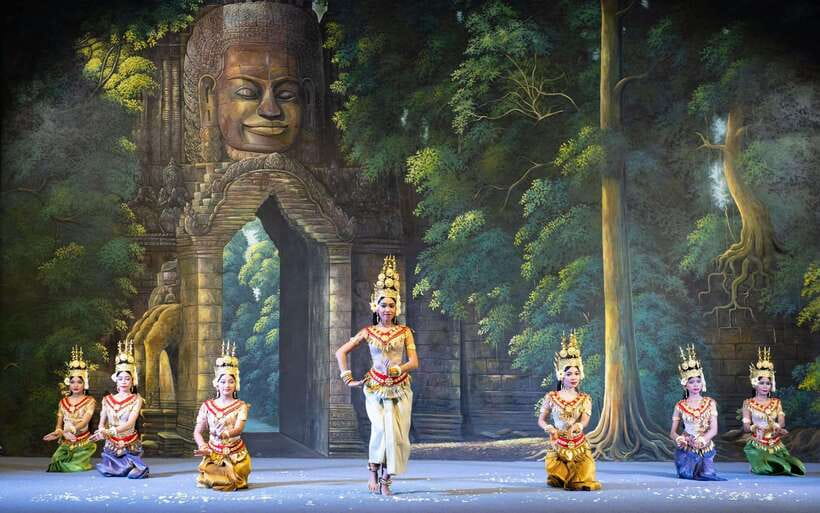 Siem Reap: Apsara Show Including Dinner & Hotel Pickup - Watching the Cost of Drinks