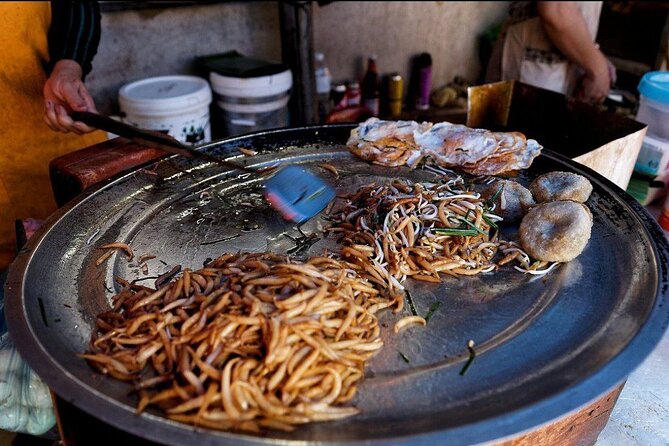 Siem Reap Authentic Breakfast and Market Tour - Phsar Leu Thom Thmey and Cambodian sweets
